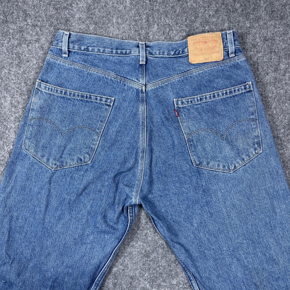 Levi's 557 Relaxed Bootfit Jeans Mens 35x34 Blue Denim Vintage 0207
